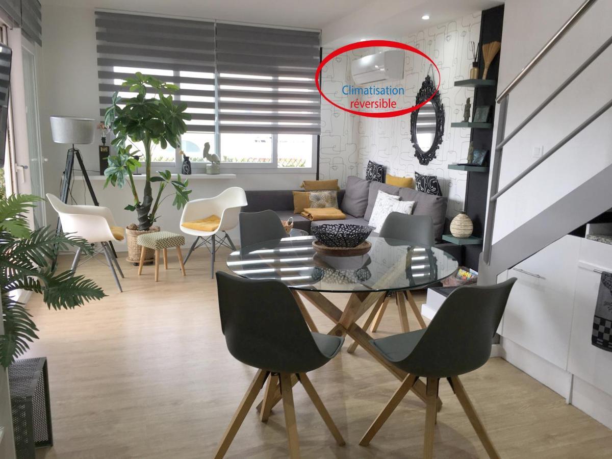 Superbe Appartement Avec Solarium Et Piscine Communautaire Roses Esterno foto