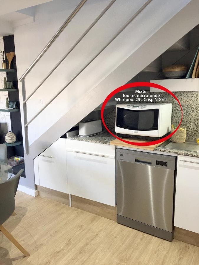 Superbe Appartement Avec Solarium Et Piscine Communautaire Roses Esterno foto