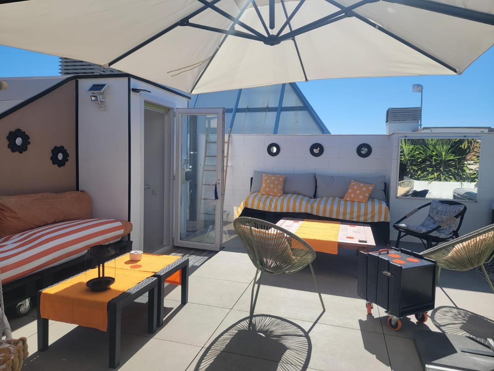 Superbe Appartement Avec Solarium Et Piscine Communautaire Roses Esterno foto