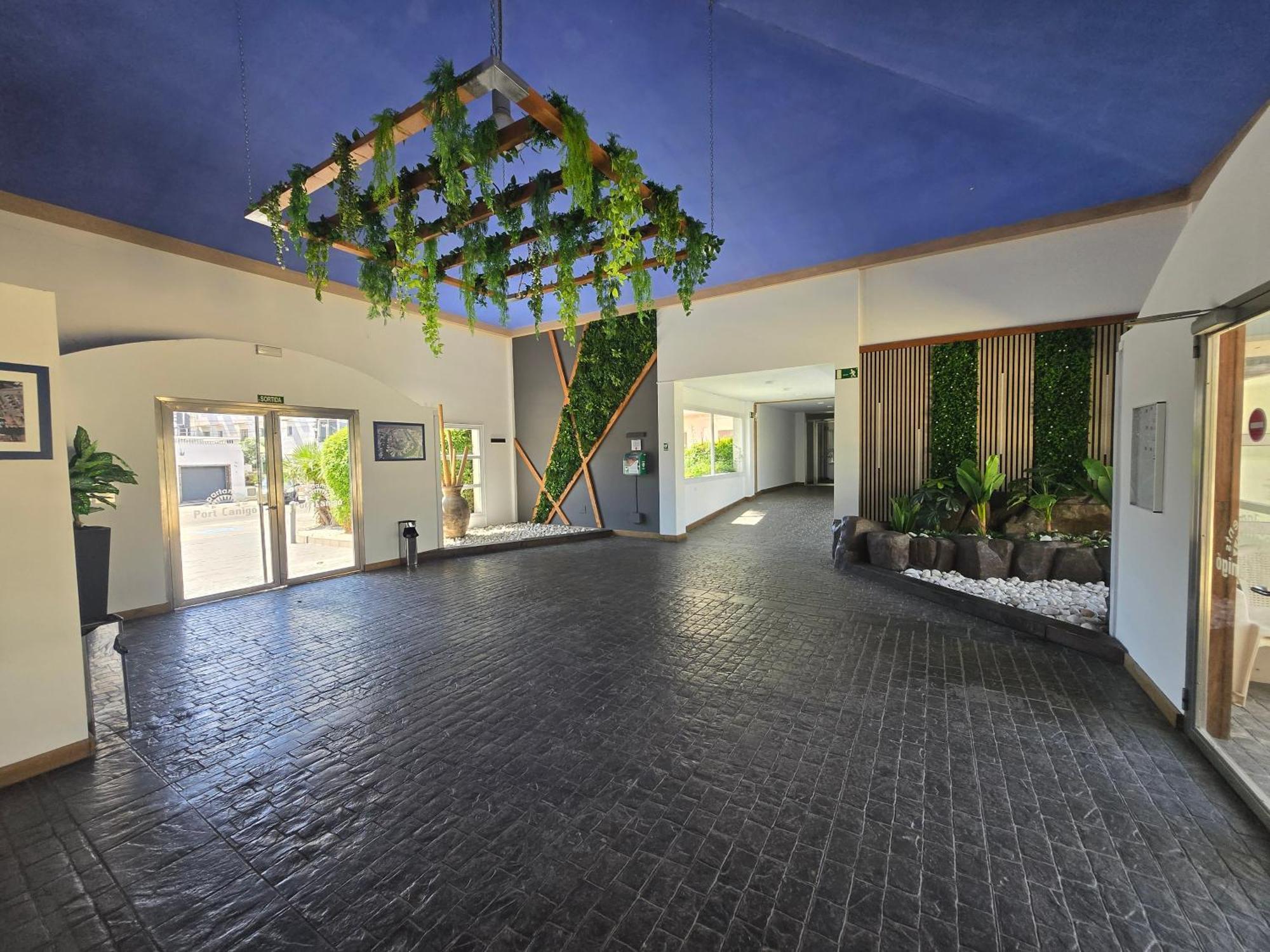 Superbe Appartement Avec Solarium Et Piscine Communautaire Roses Esterno foto